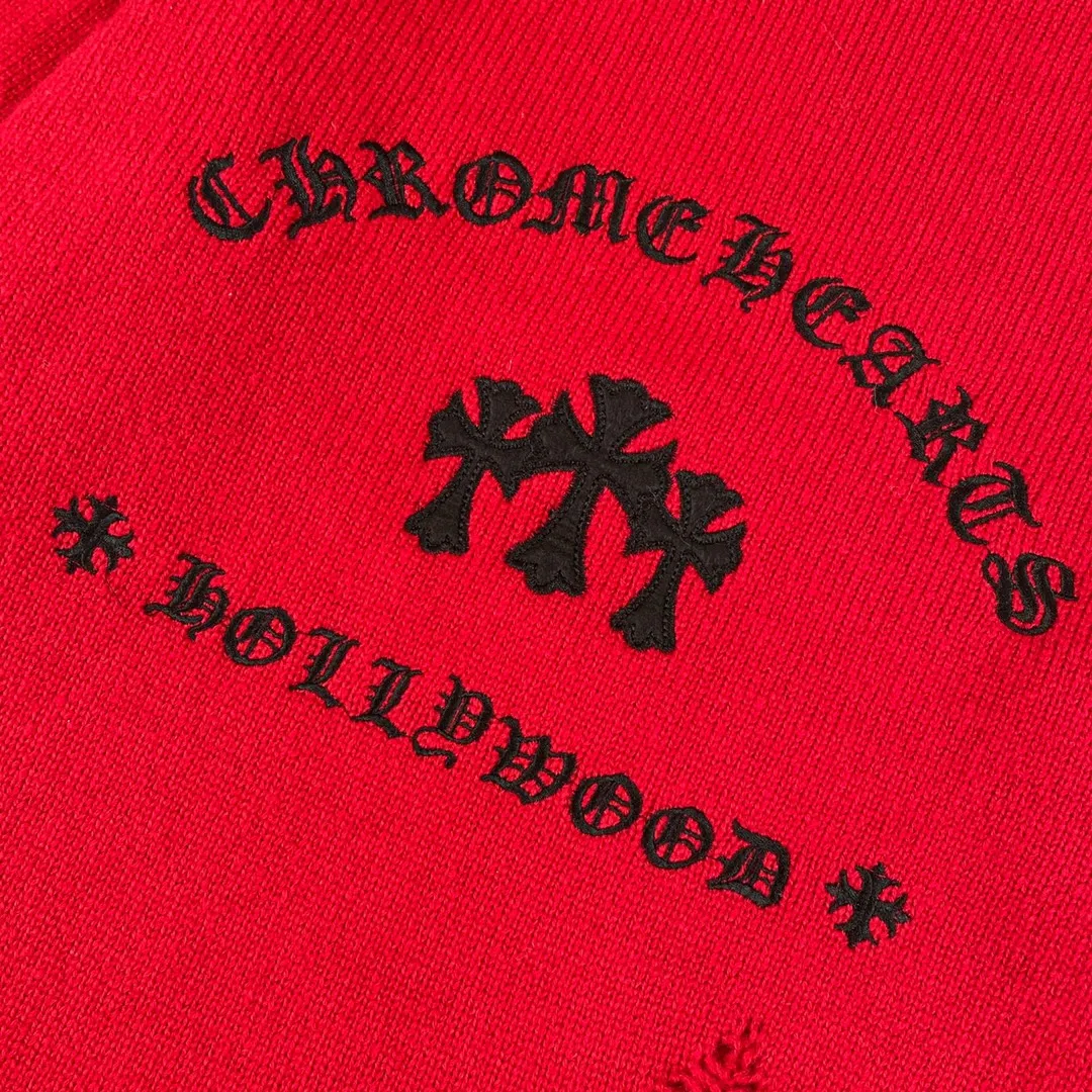 P230 High-quality Chrome Hearts CH Chrome Hearts patchwork cross hole knitted sweater pullover. The popular style is the same for men and women. It is matched with black and white. It looks good in real life. The upper body is good-looking. It looks good in daily wear. It is even more photogenic. It’s hard not to buy it. Buy it for me!!! Believe me, no one can refuse such a long Chrome Hearts jacket. The version has been expanded based on the old version. The upper body is loose and stylish, and the hem is expanded to a casual design. Fat people look extremely slim, thin people have limited height and high-end. Ten thousand yuan ZP printing, 1:1 perfect restoration, looks good when worn alone or stacked, can be easily controlled by both men and women. If you care more about quality, you must also respect the price. It is completely different from the thin see-through bottoms and junk products on the market that pill when worn. If the style makes you shine at a glance, then quality is what you should pay more attention to. Compared with price, we focus on quality. Customers who have received my products all know it. ️️️ Sweaters on the market are generally made of bract core yarn. We use modal. The advantages over core-spun yarn are very intuitive: high cost, high price, high density, relatively expensive for developers, and let us make a lot less money. In addition, it is delicate, has no scum on the upper body, resists pilling, and is high-end. We are conscientious sellers and do not use core-spun yarn. Apart from being cheap, core-spun yarn is really useless. It shrinks, pills, hooks, and makes people pierced. He is proficient in everything. It is 2024. Who doesn’t want to look decent when they go out? Quality determines the upper body effect. No matter how bad the quality, the best style is still the temperament of the urban-rural fringe. We only do long-term business. Quality determines character. Take it back and wear it with confidence and wash it. The quality of the pattern will definitely make your eyes shine. We only make the right version of high quality. We make high-end hard goods. Reject junk goods and reject fast food. Conscientious quality and conscientious price. You deserve it!  Color: Black White Gray Red Size: S M L